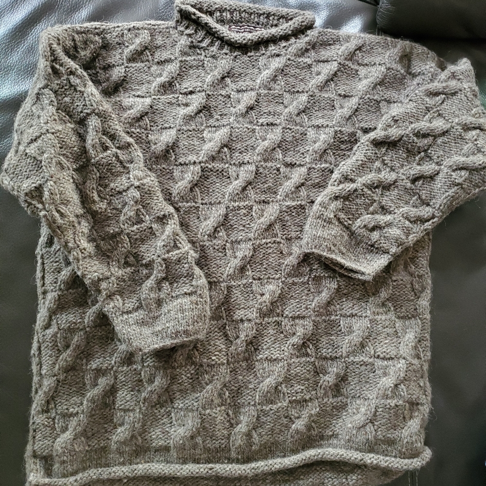 Rey Wear wool sweater